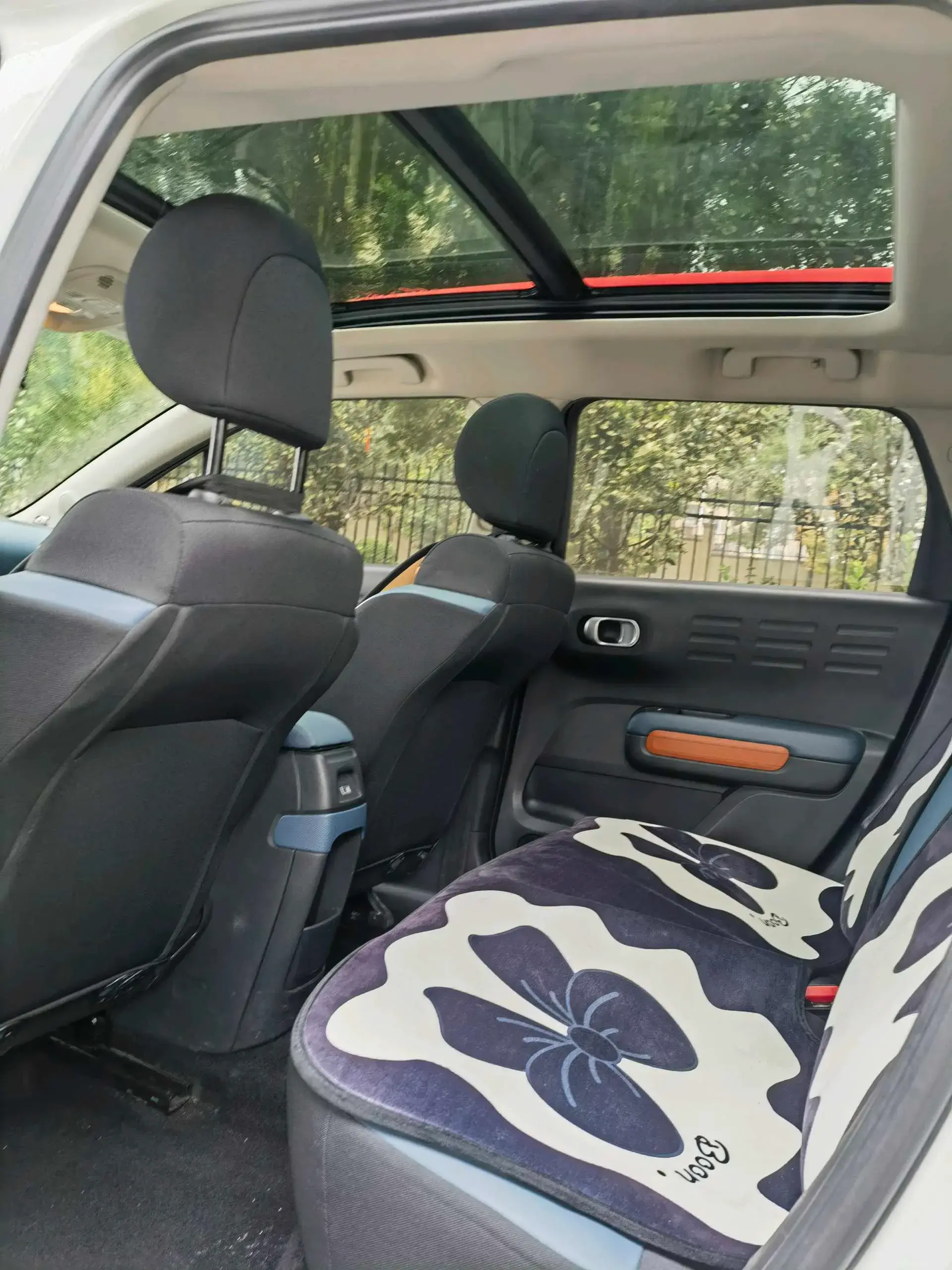 2018 CITROEN C4 thumbnail 4