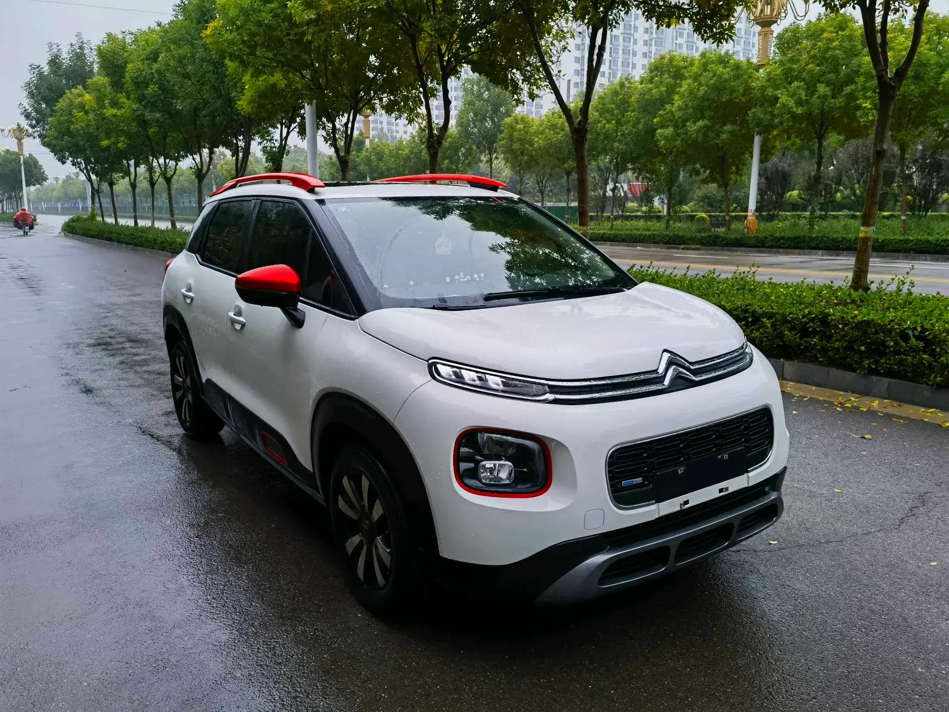 2018 CITROEN C4 thumbnail 3