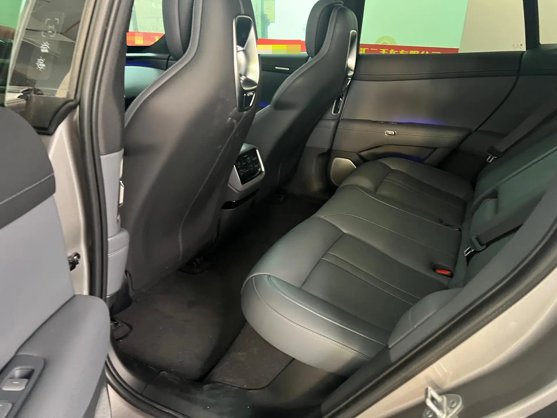 2025 MI YU7 thumbnail 3