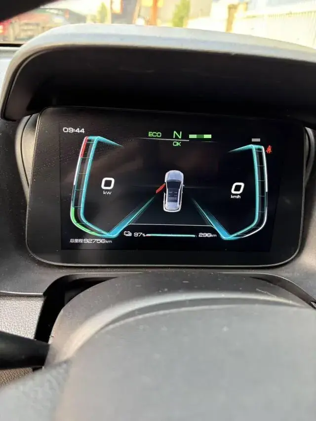 2019 BYD E2 thumbnail 2