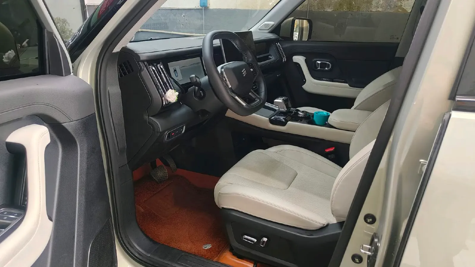 2025 Jetour ShanHai T1 1.5T 156HP L4 1DHT PHEV,autocango,china used car exporter,china ev exporter,chinese used car exporter,chinese used ev exporter