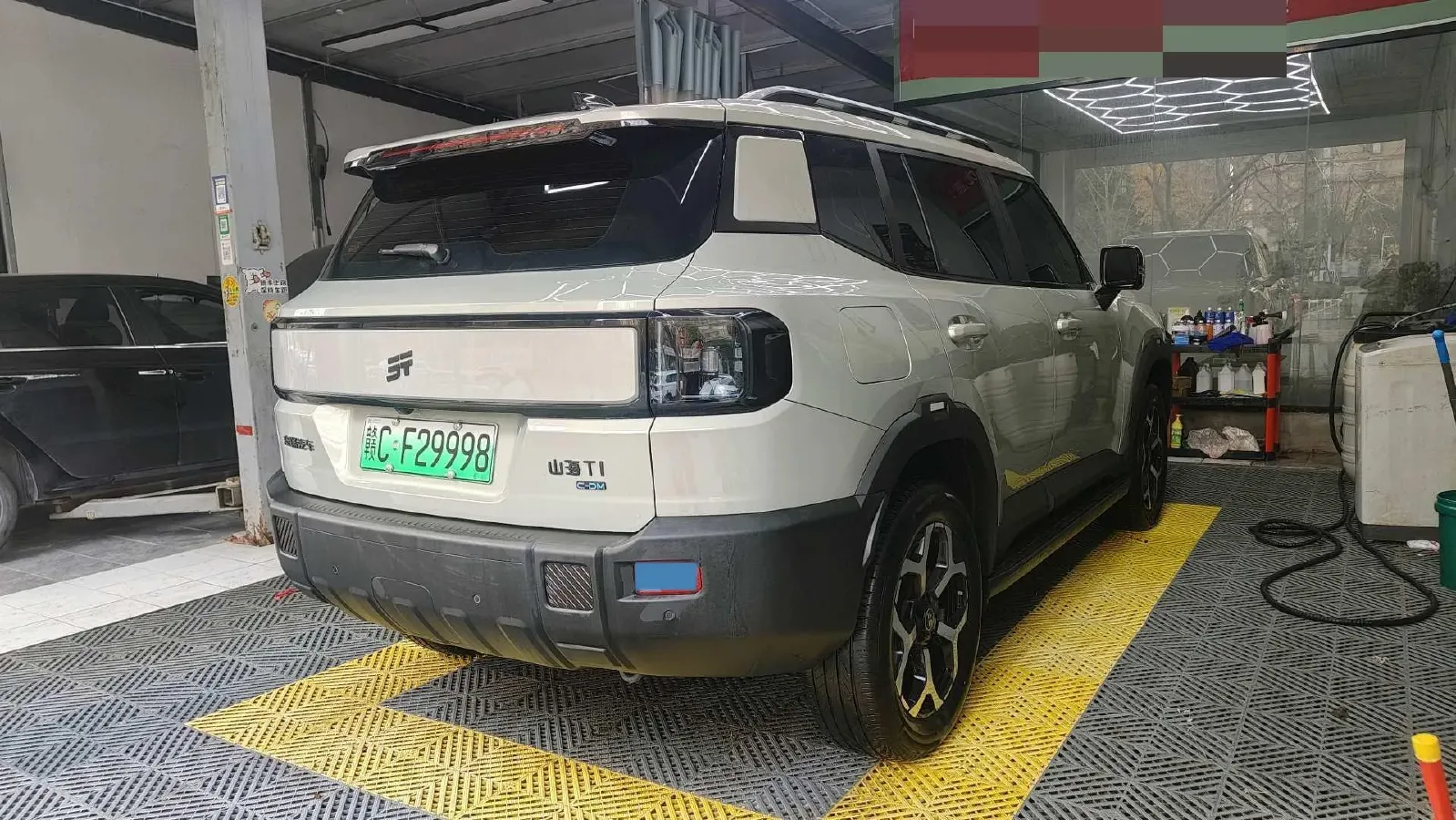 2025 Jetour ShanHai T1 1.5T 156HP L4 1DHT PHEV,autocango,china used car exporter,china ev exporter,chinese used car exporter,chinese used ev exporter