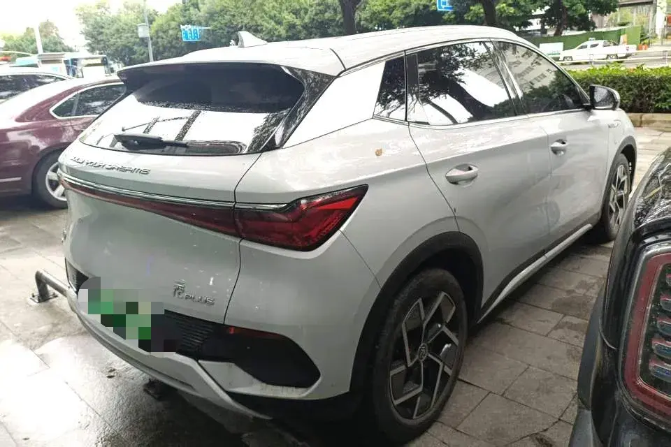 2022 BYD YUAN thumbnail 2