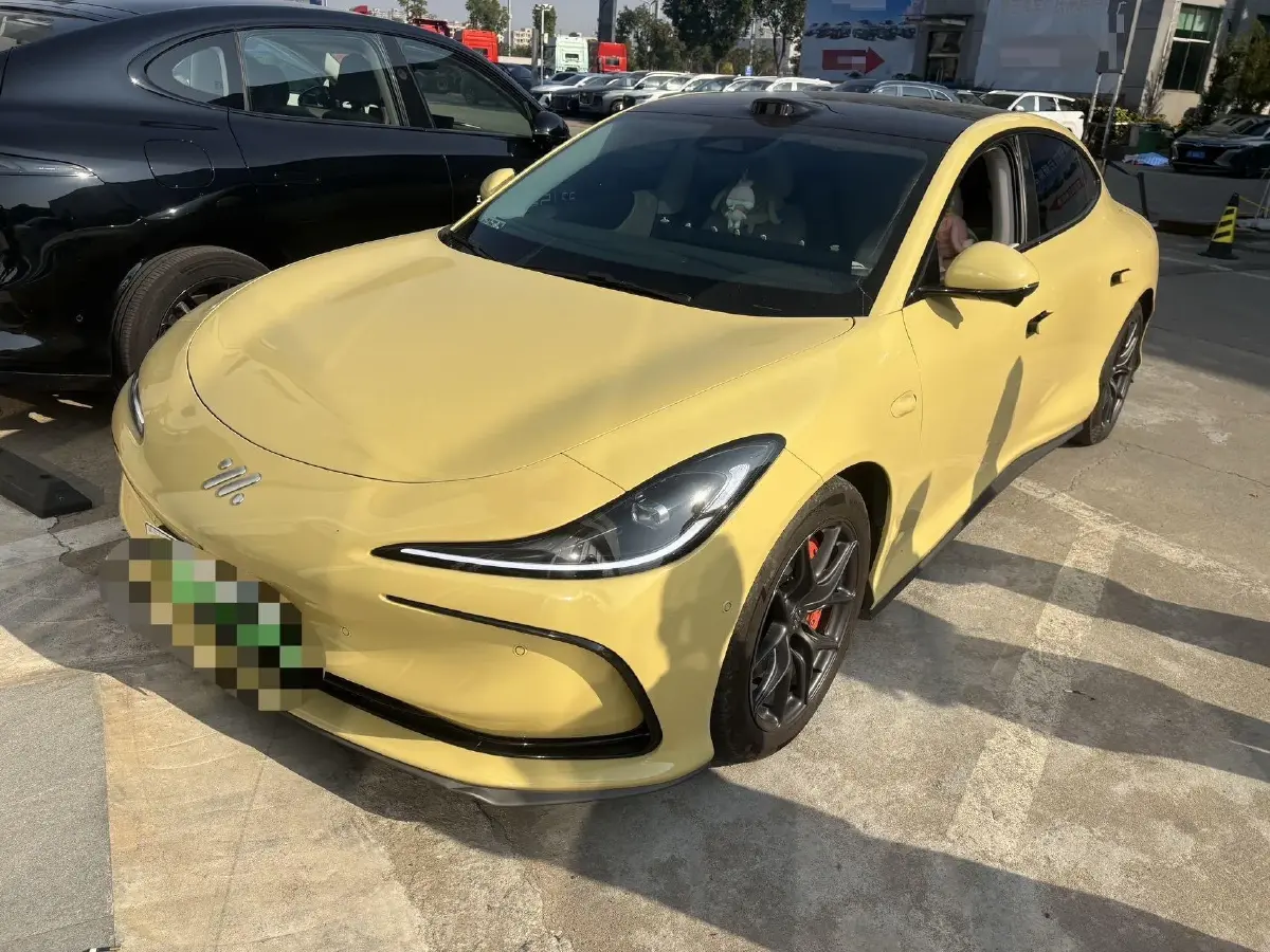 2024 IM L6 BEV 75KWH