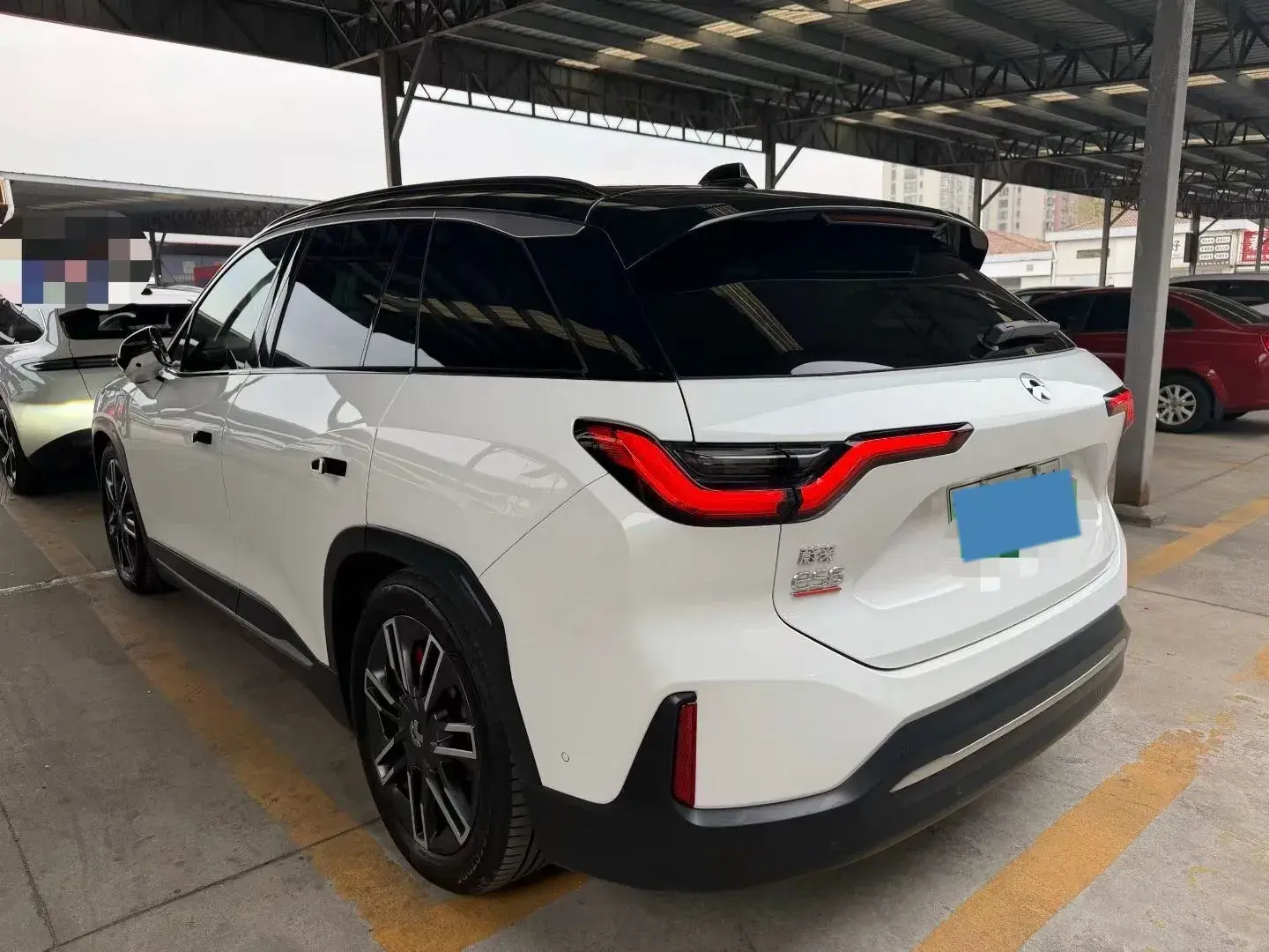 2020 NIO ES6 thumbnail 3