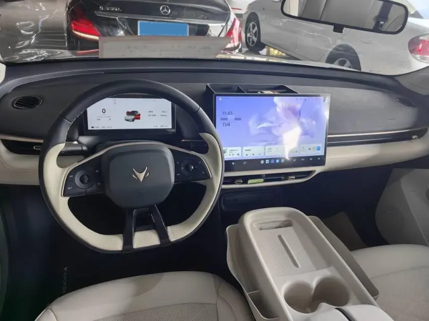 2025 ARCFOX T1 BEV,autocango,china used car exporter,china ev exporter,chinese used car exporter,chinese used ev exporter