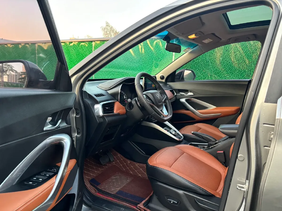 2018 Bestune B30 1.6L 109HP L4 5MT,autocango,china used car exporter,china ev exporter,chinese used car exporter,chinese used ev exporter