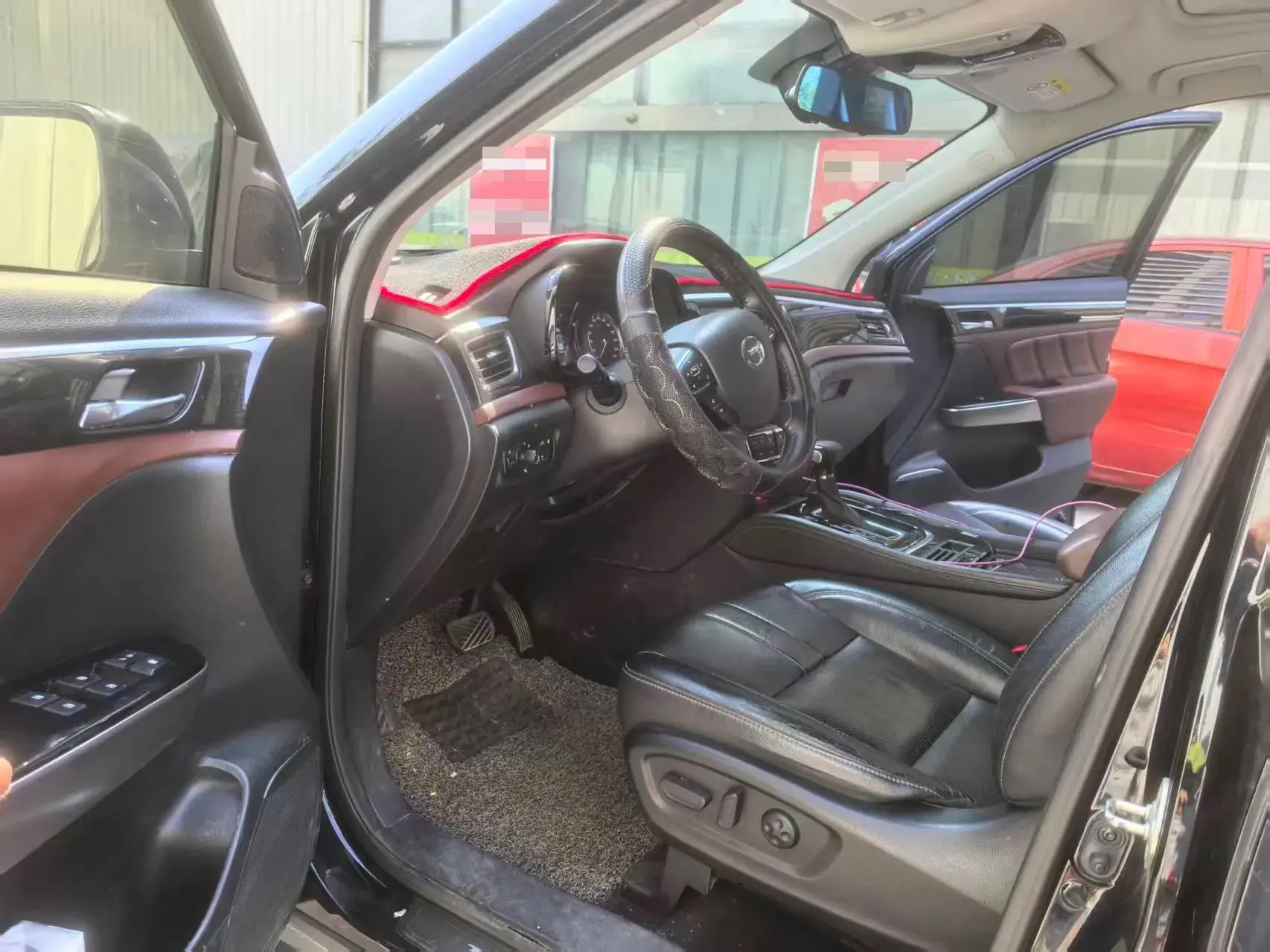 2017 GAC TRUMPCHI thumbnail 3