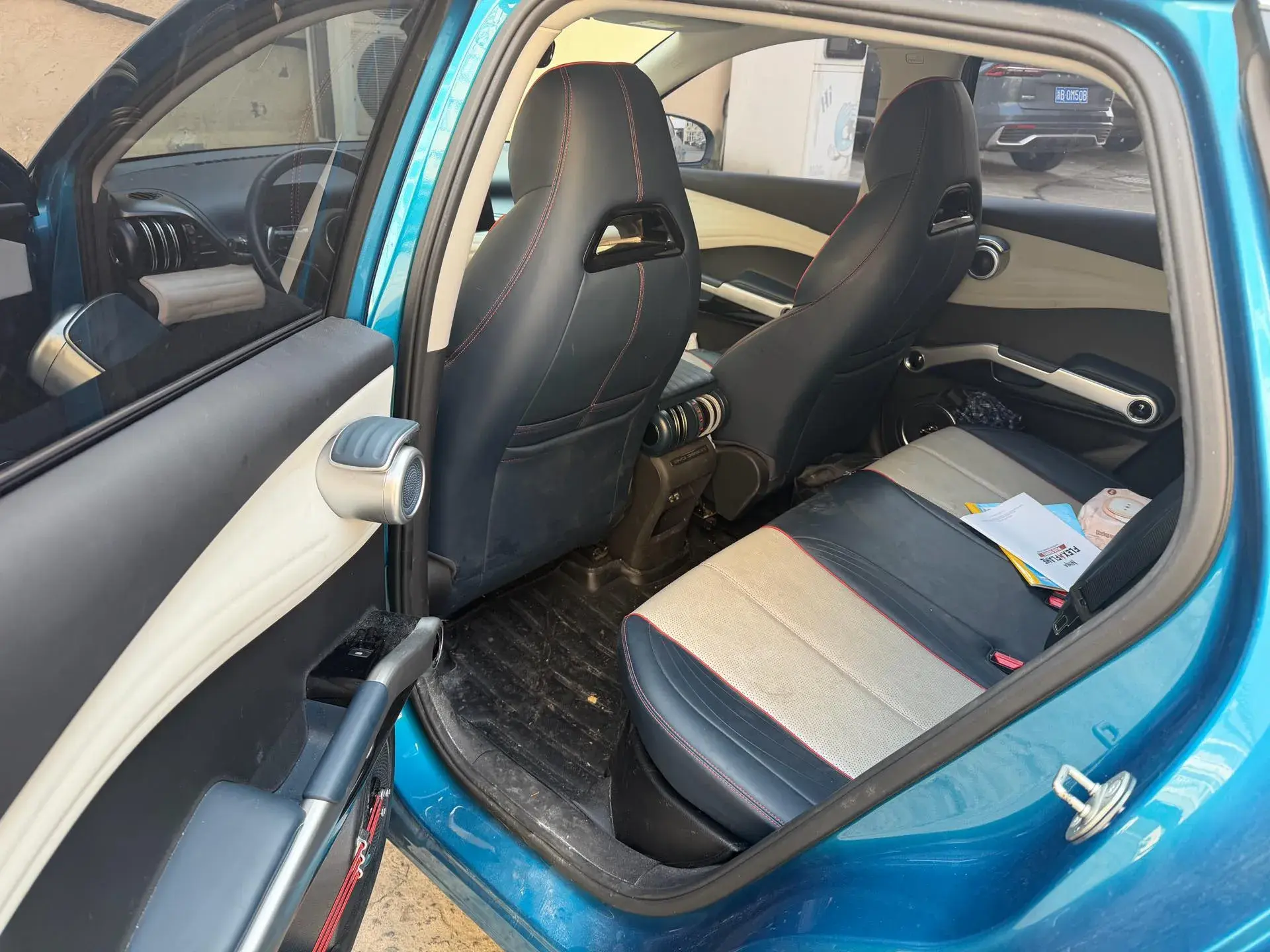 2022 BYD YUAN thumbnail 4