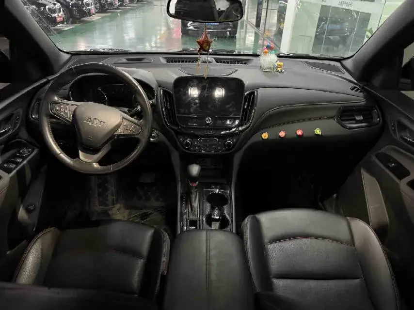 2022 CHEVROLET EQUINOX thumbnail 4