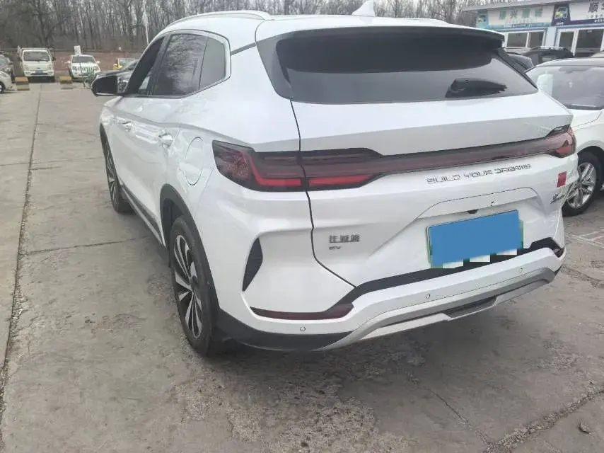 2023 BYD SONG thumbnail 4