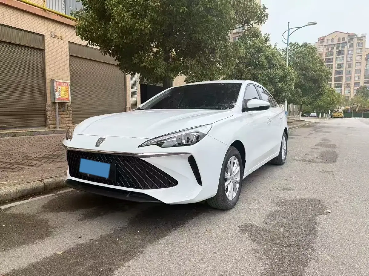 2023 Roewe i5 1.5L 129HP L4 CVT