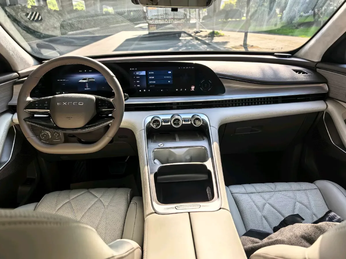 2025 Exceed RX C-DM 1.5T 156HP L4 3DHT PHEV 34.46KWH,autocango,china used car exporter,china ev exporter,chinese used car exporter,chinese used ev exporter