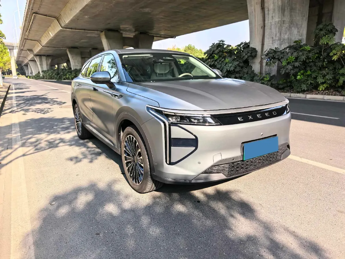 2025 Exceed RX C-DM 1.5T 156HP L4 3DHT PHEV 34.46KWH,autocango,china used car exporter,china ev exporter,chinese used car exporter,chinese used ev exporter