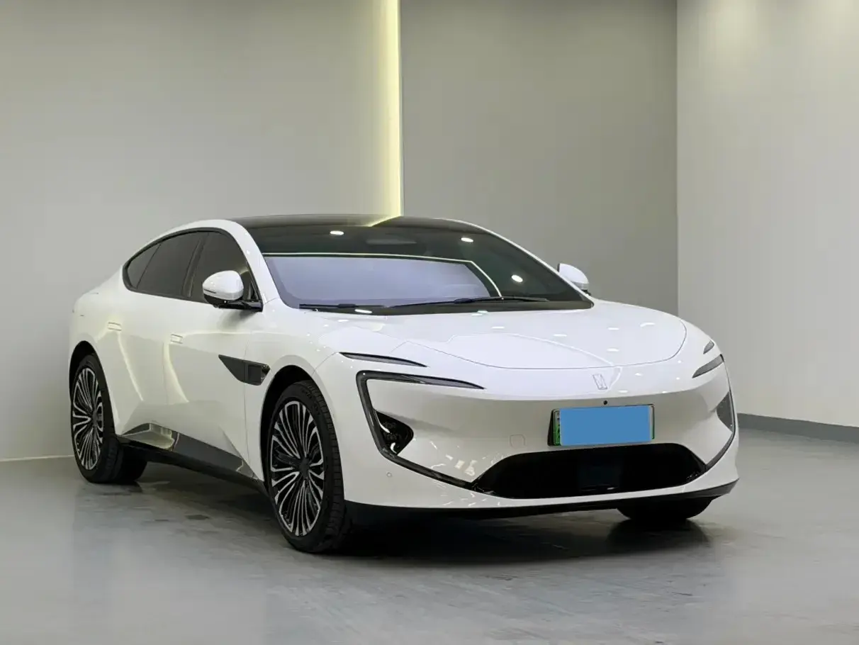 2025 AVATR 12 thumbnail 3