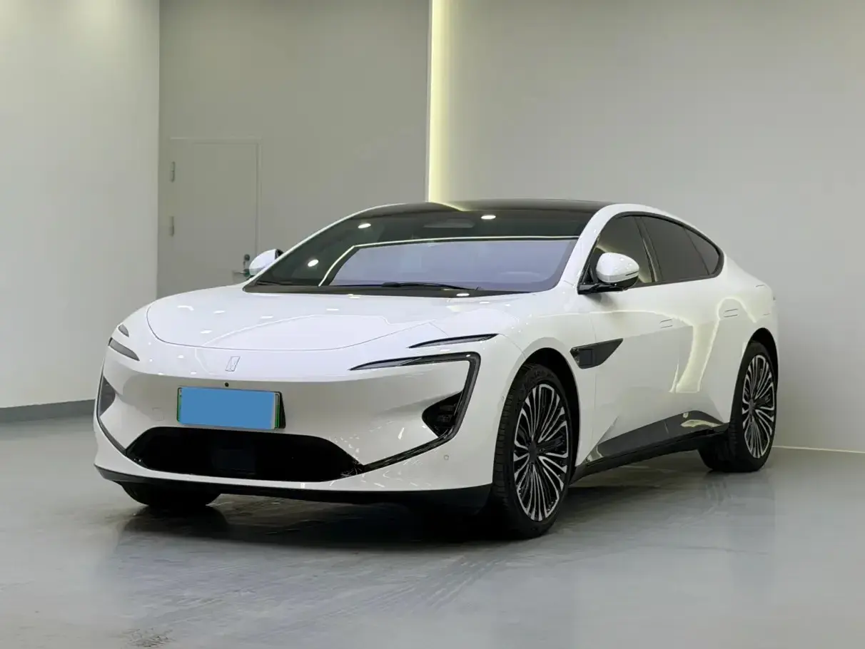 2025 AVATR 12 view 1