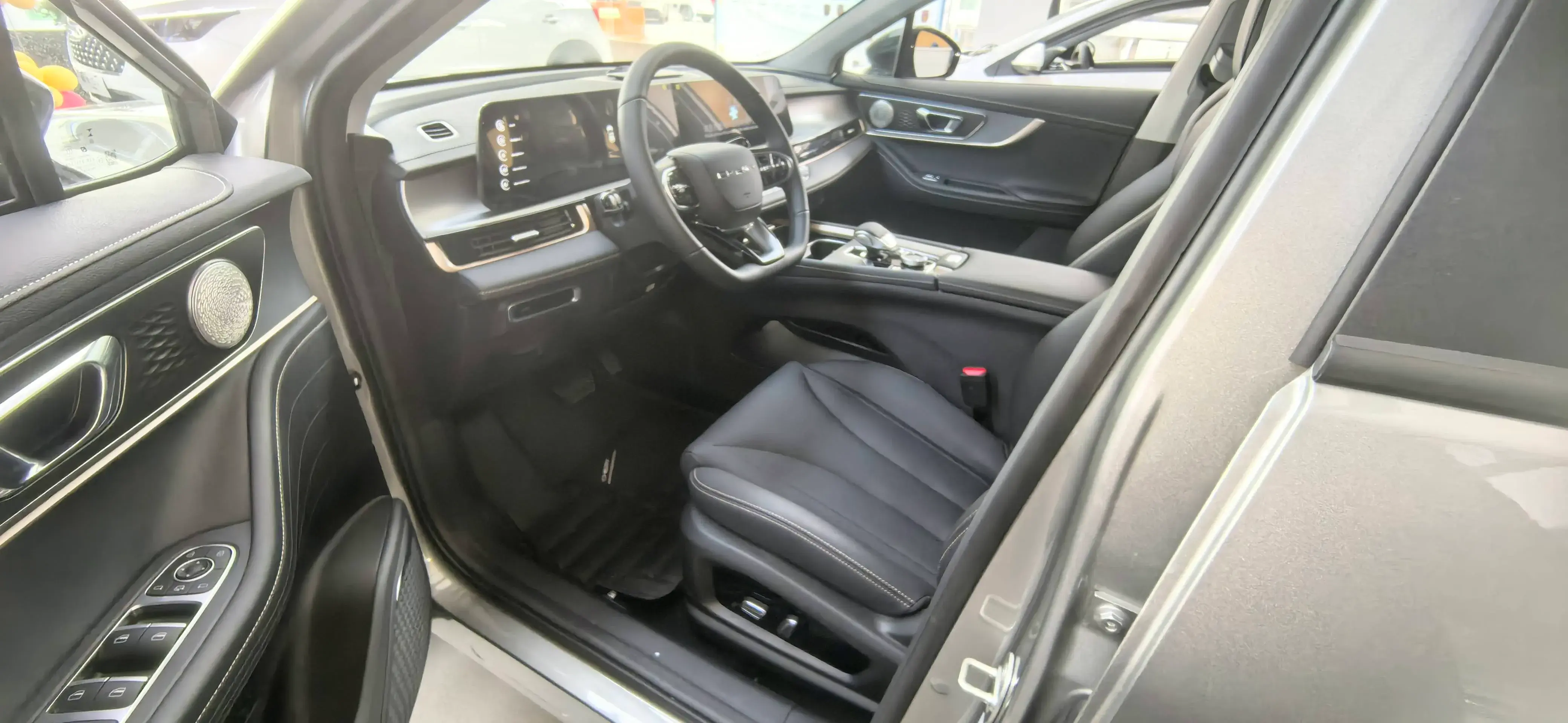 2025 CHERY TIGGO thumbnail 2