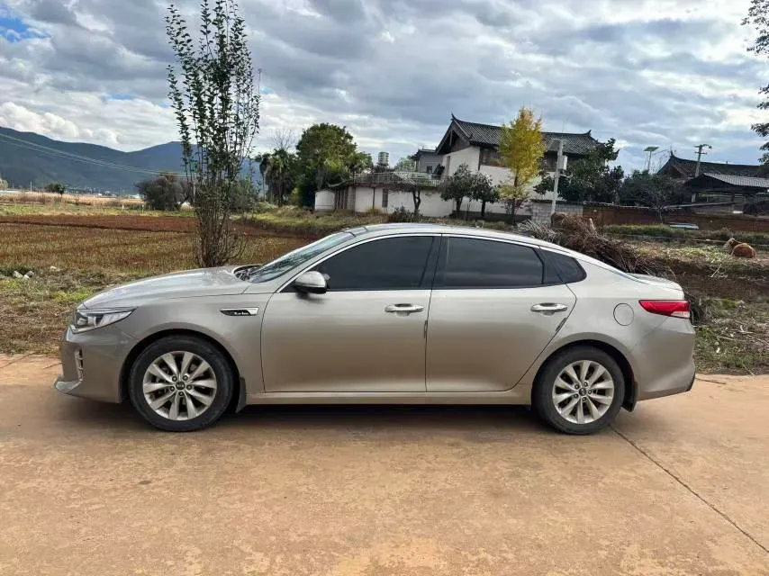 2016 Kia K5 1.6T 180HP L4 7DCT,autocango,china used car exporter,china ev exporter,chinese used car exporter,chinese used ev exporter