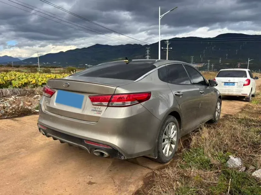 2016 Kia K5 1.6T 180HP L4 7DCT,autocango,china used car exporter,china ev exporter,chinese used car exporter,chinese used ev exporter