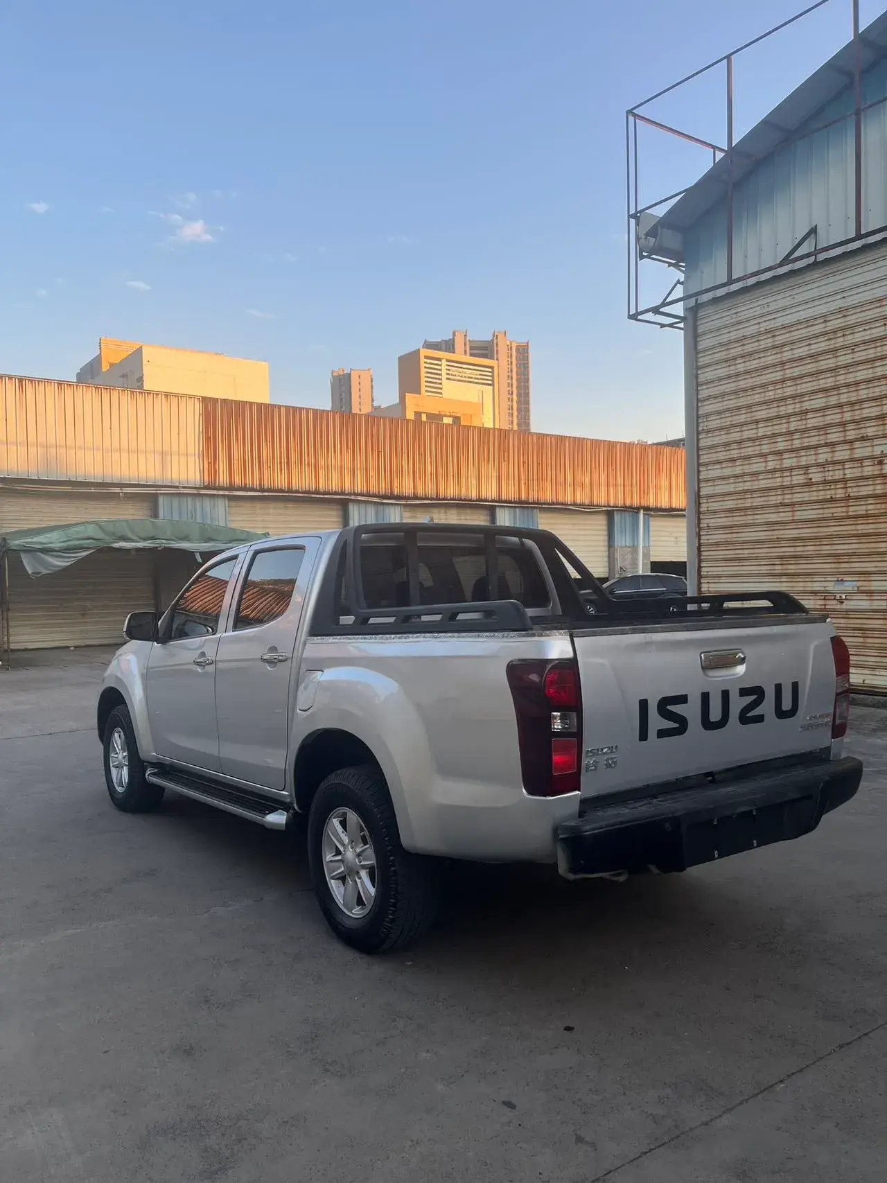 2020 ISUZU LINGTUO thumbnail 3