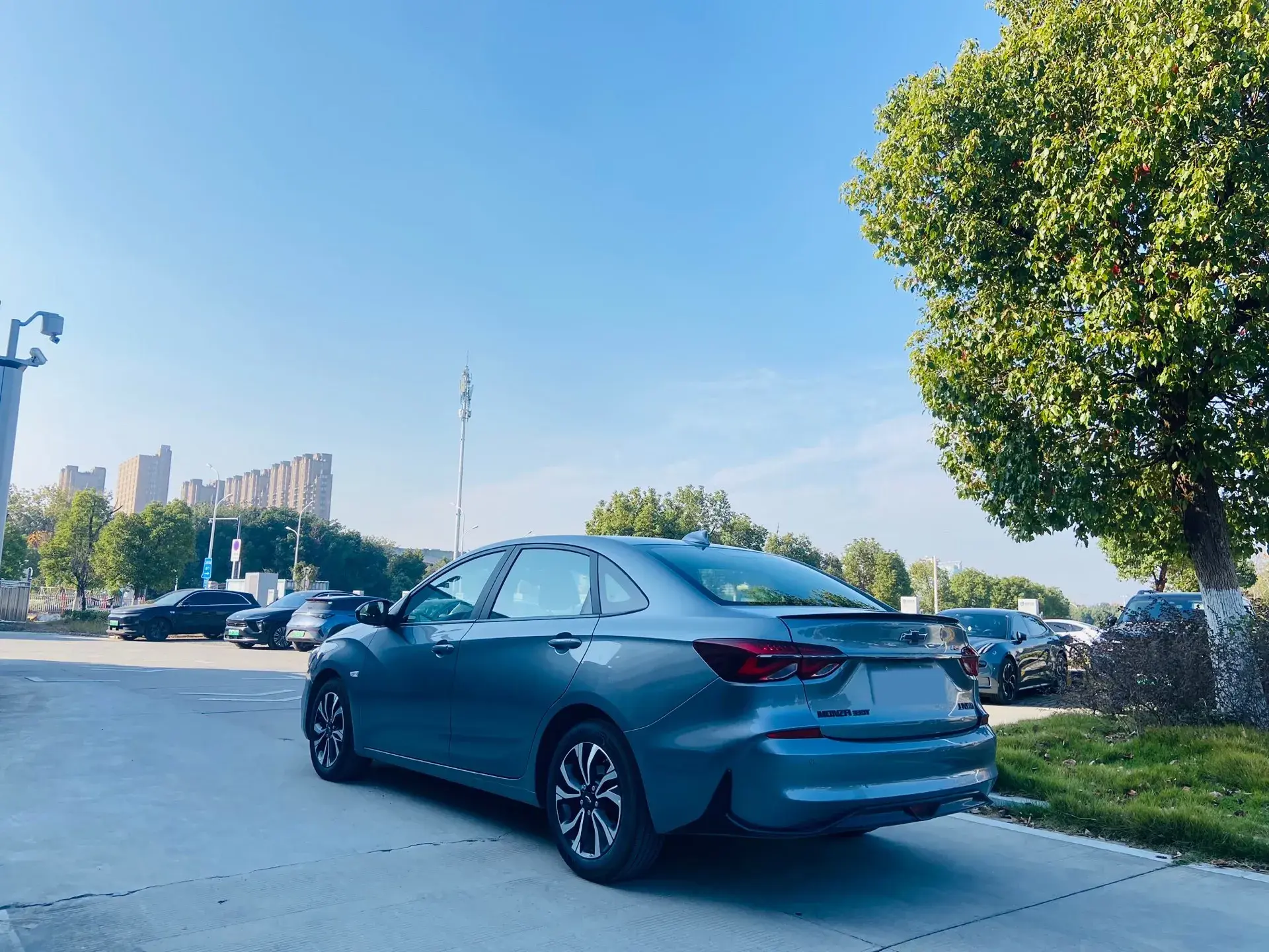 2019 CHEVROLET MONZA thumbnail 4