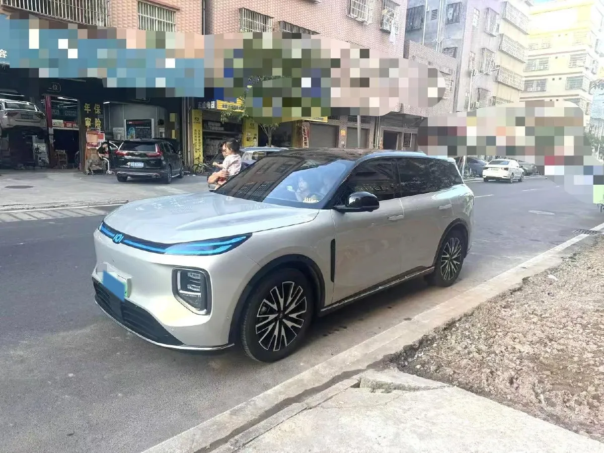 2025 ChangAn QiYuan Q07 1.5L 98HP L4 E-CVT PHEV,autocango,china used car exporter,china ev exporter,chinese used car exporter,chinese used ev exporter