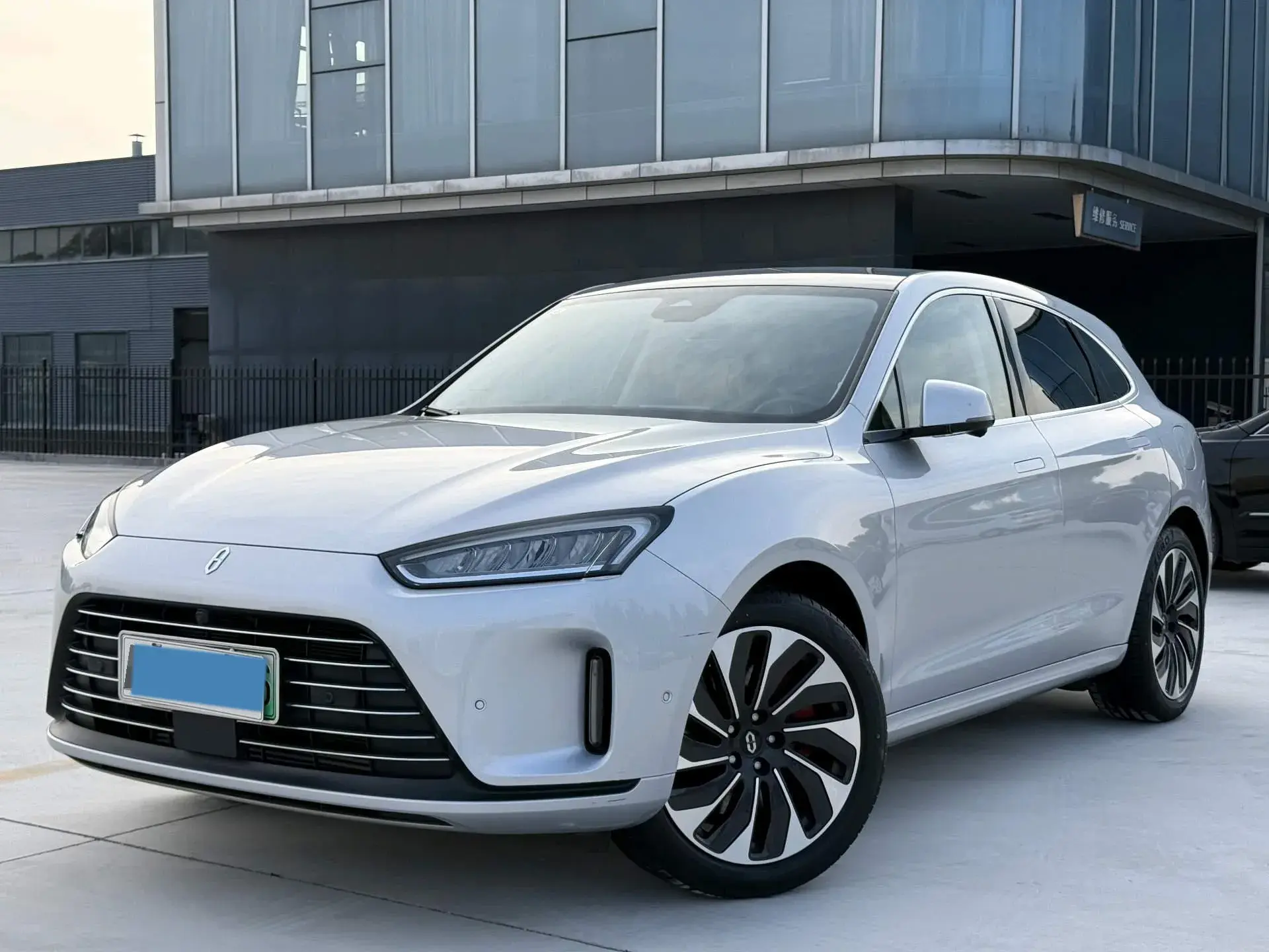 2022 AITO AITO view 1