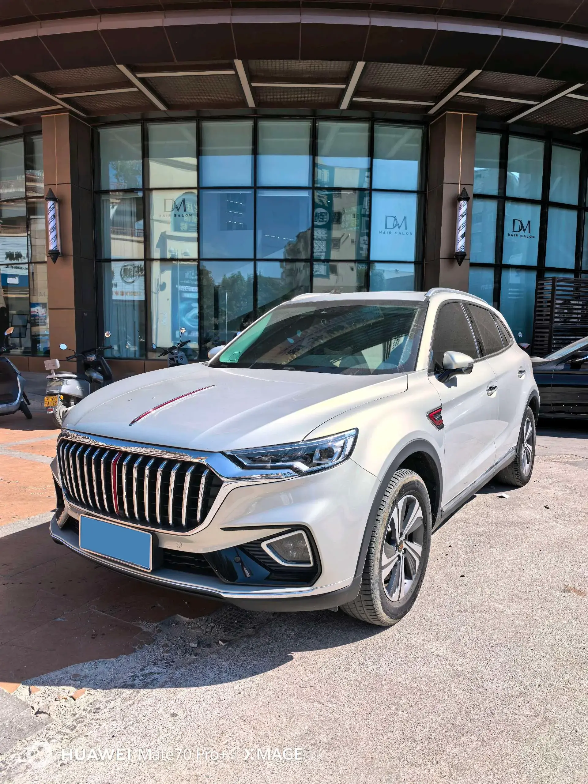 2019 HONGQI HS5 view 1