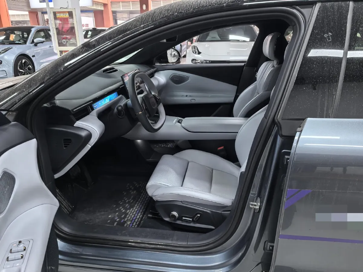 2025 LYNK&CO Z10 BEV 95KWH,autocango,china used car exporter,china ev exporter,chinese used car exporter,chinese used ev exporter