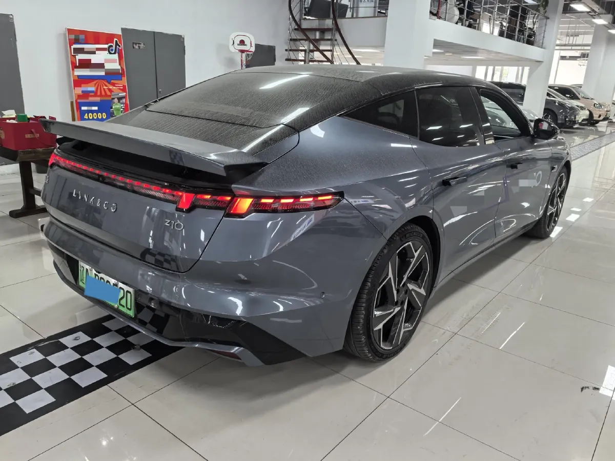 2025 LYNK&CO Z10 BEV 95KWH,autocango,china used car exporter,china ev exporter,chinese used car exporter,chinese used ev exporter