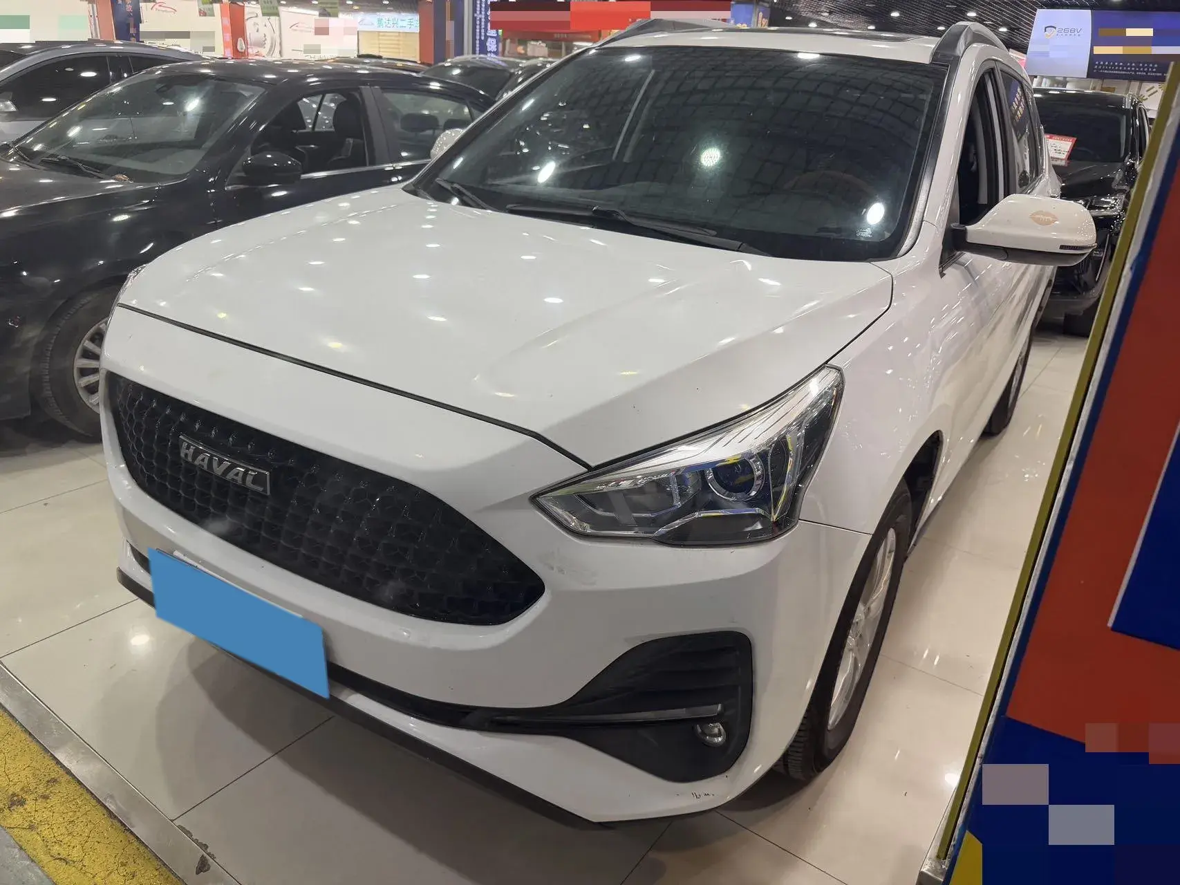 2019 HAVAL M6 view 1