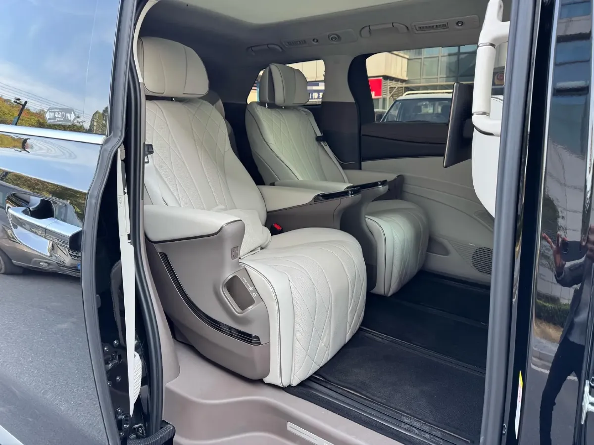 2023 Denza N8 1.5T 139HP L4 E-CVT PHEV 45.8KWH,autocango,china used car exporter,china ev exporter,chinese used car exporter,chinese used ev exporter