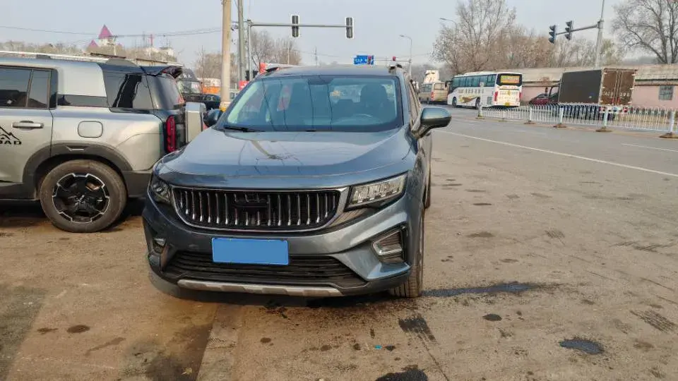 2020 GEELY OKAVANGO thumbnail 3