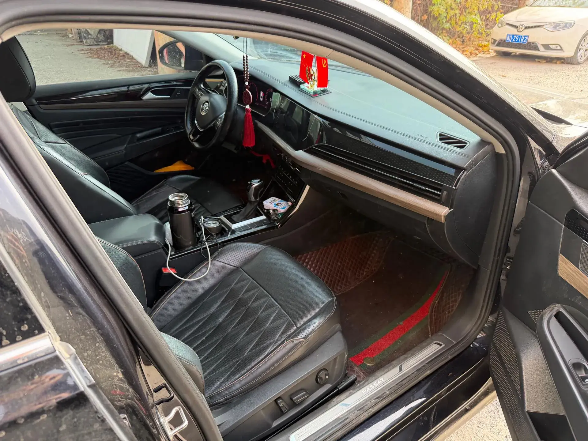 2020 VOLKSWAGEN PASSAT thumbnail 4