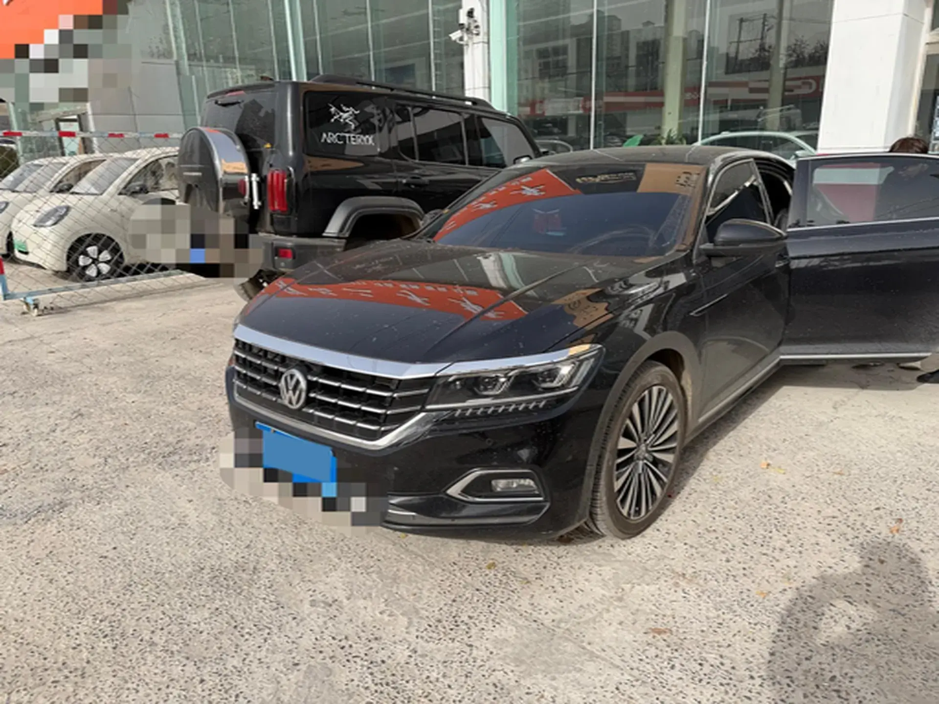 2020 VOLKSWAGEN PASSAT view 1