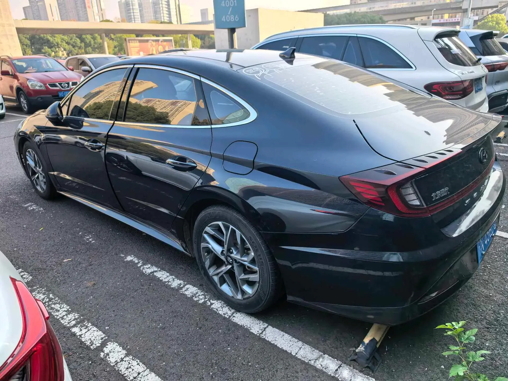 2020 HYUNDAI SONATA thumbnail 2