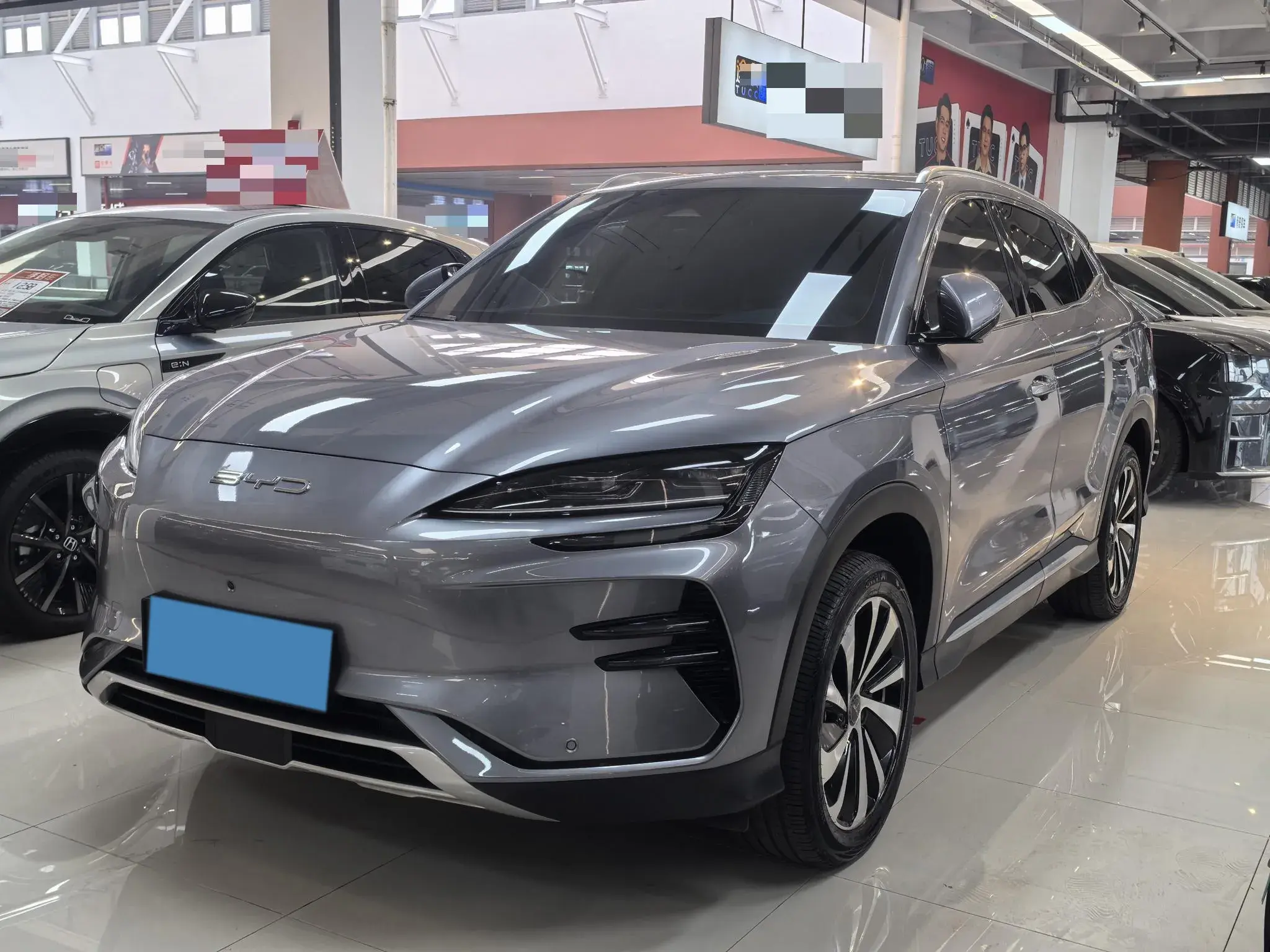 2023 BYD SONG view 1