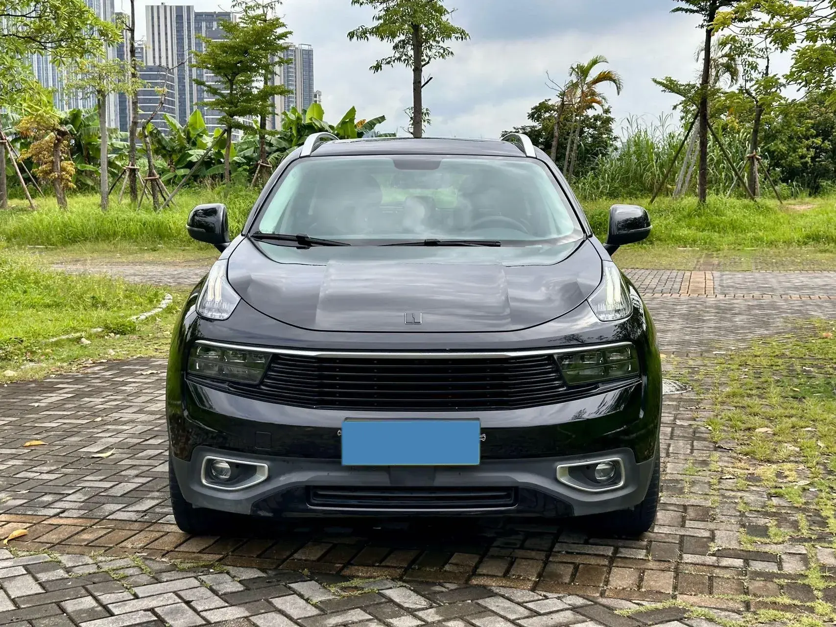2018 LYNK&CO 01 thumbnail 2