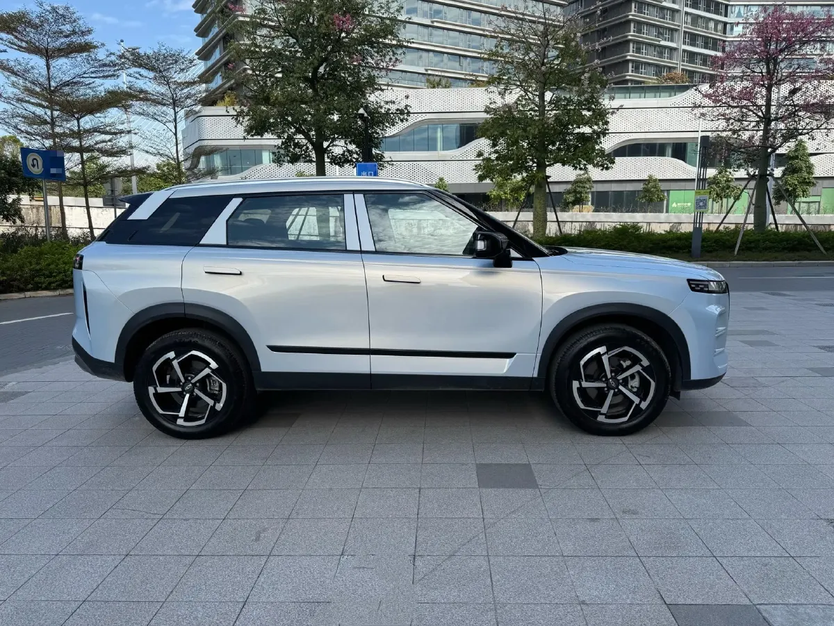 2023 Chery Exploration 06 1.6T 197HP L4 7DCT,autocango,china used car exporter,china ev exporter,chinese used car exporter,chinese used ev exporter
