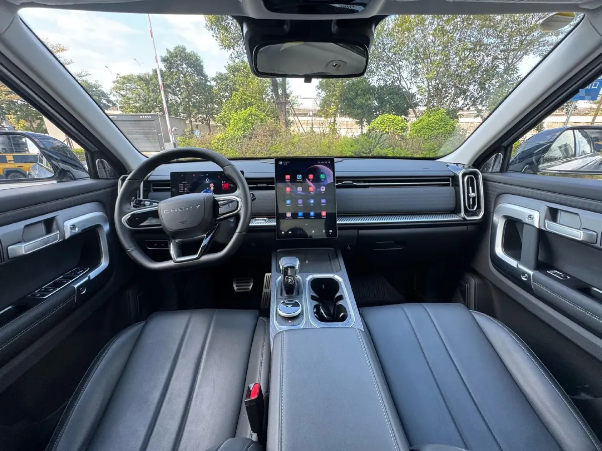 2023 Chery Exploration 06 1.6T 197HP L4 7DCT,autocango,china used car exporter,china ev exporter,chinese used car exporter,chinese used ev exporter