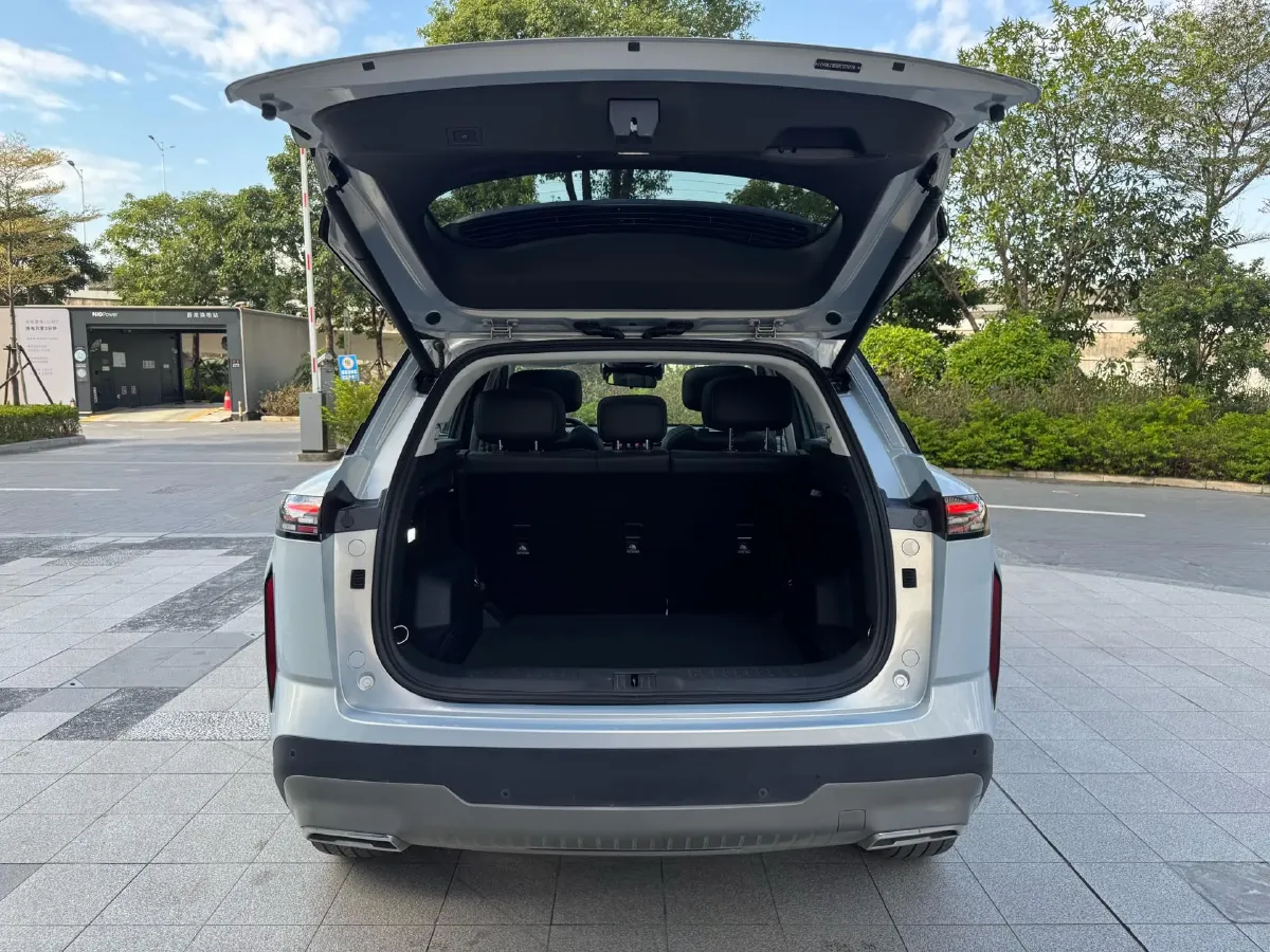 2023 Chery Exploration 06 1.6T 197HP L4 7DCT,autocango,china used car exporter,china ev exporter,chinese used car exporter,chinese used ev exporter