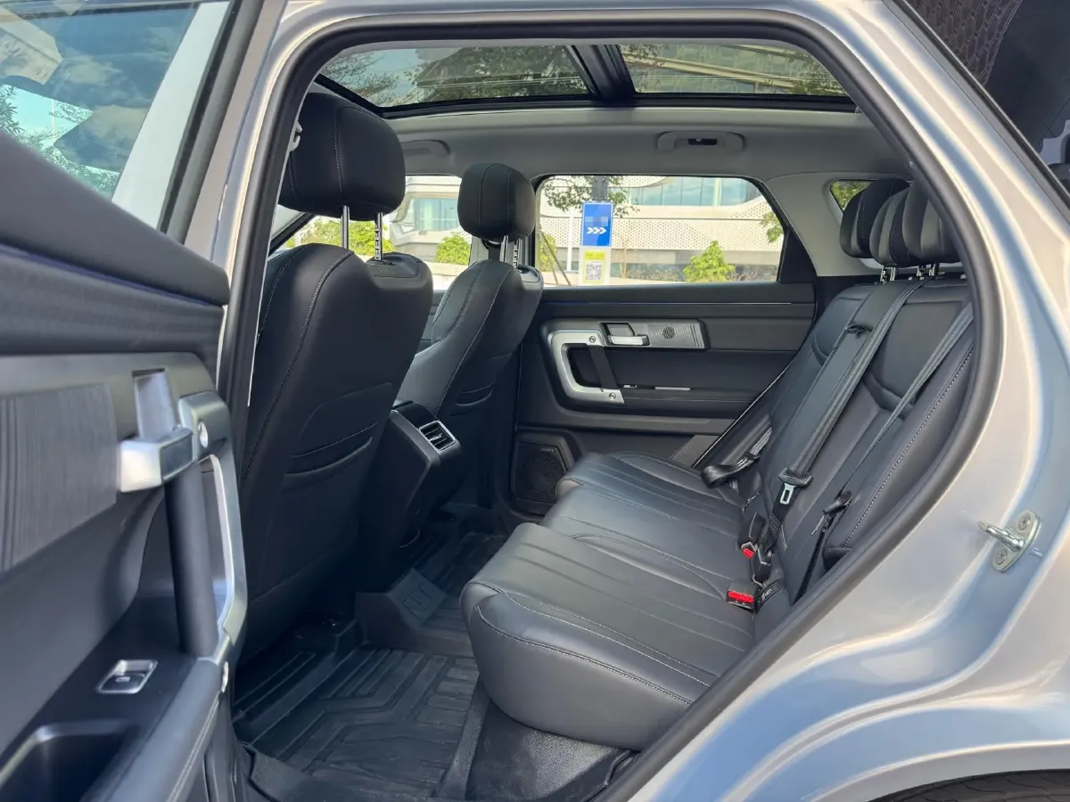 2023 Chery Exploration 06 1.6T 197HP L4 7DCT,autocango,china used car exporter,china ev exporter,chinese used car exporter,chinese used ev exporter