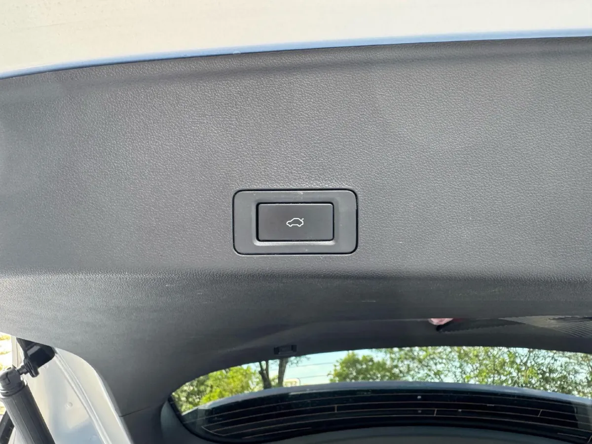 2023 Chery Exploration 06 1.6T 197HP L4 7DCT,autocango,china used car exporter,china ev exporter,chinese used car exporter,chinese used ev exporter