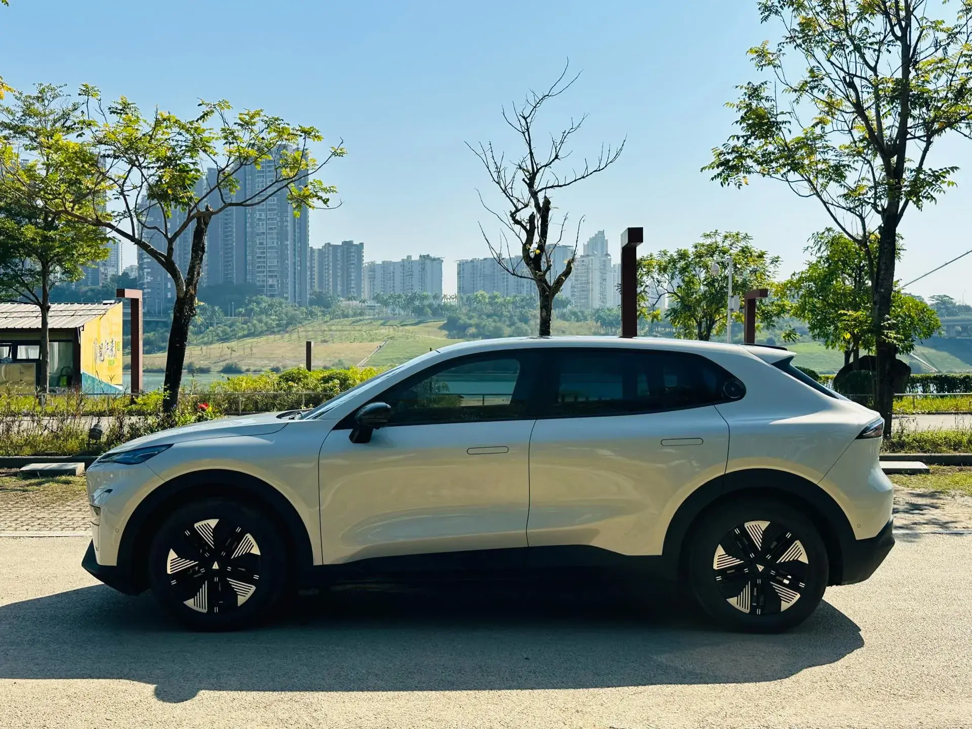 2024 DEEPAL S05 thumbnail 3