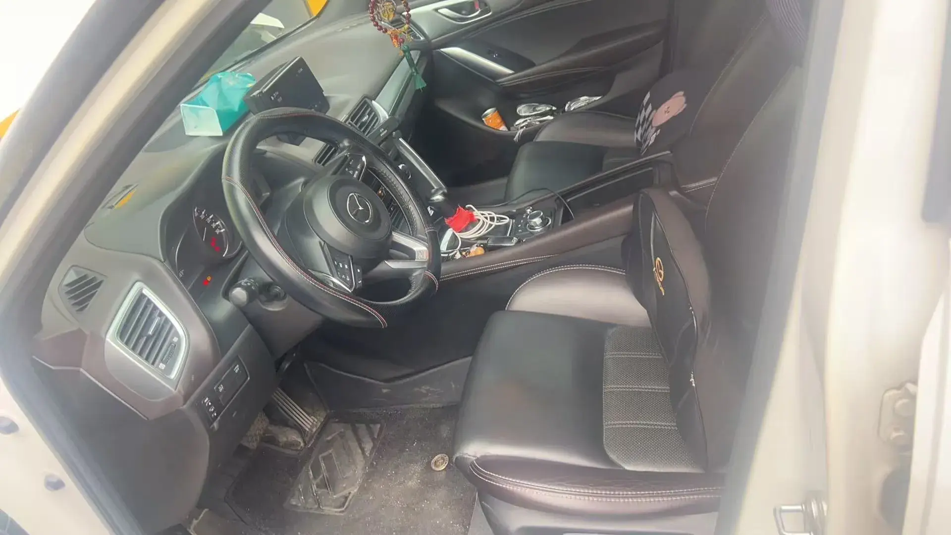 2018 MAZDA CX-4 thumbnail 2