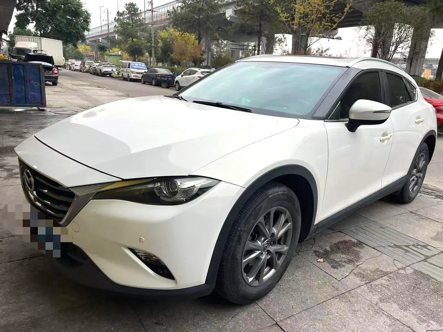 2018 MAZDA CX-4 view 1