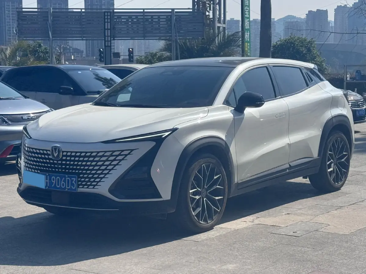 2022 ChangAn UNI-T 1.5T 188HP L4 7DCT