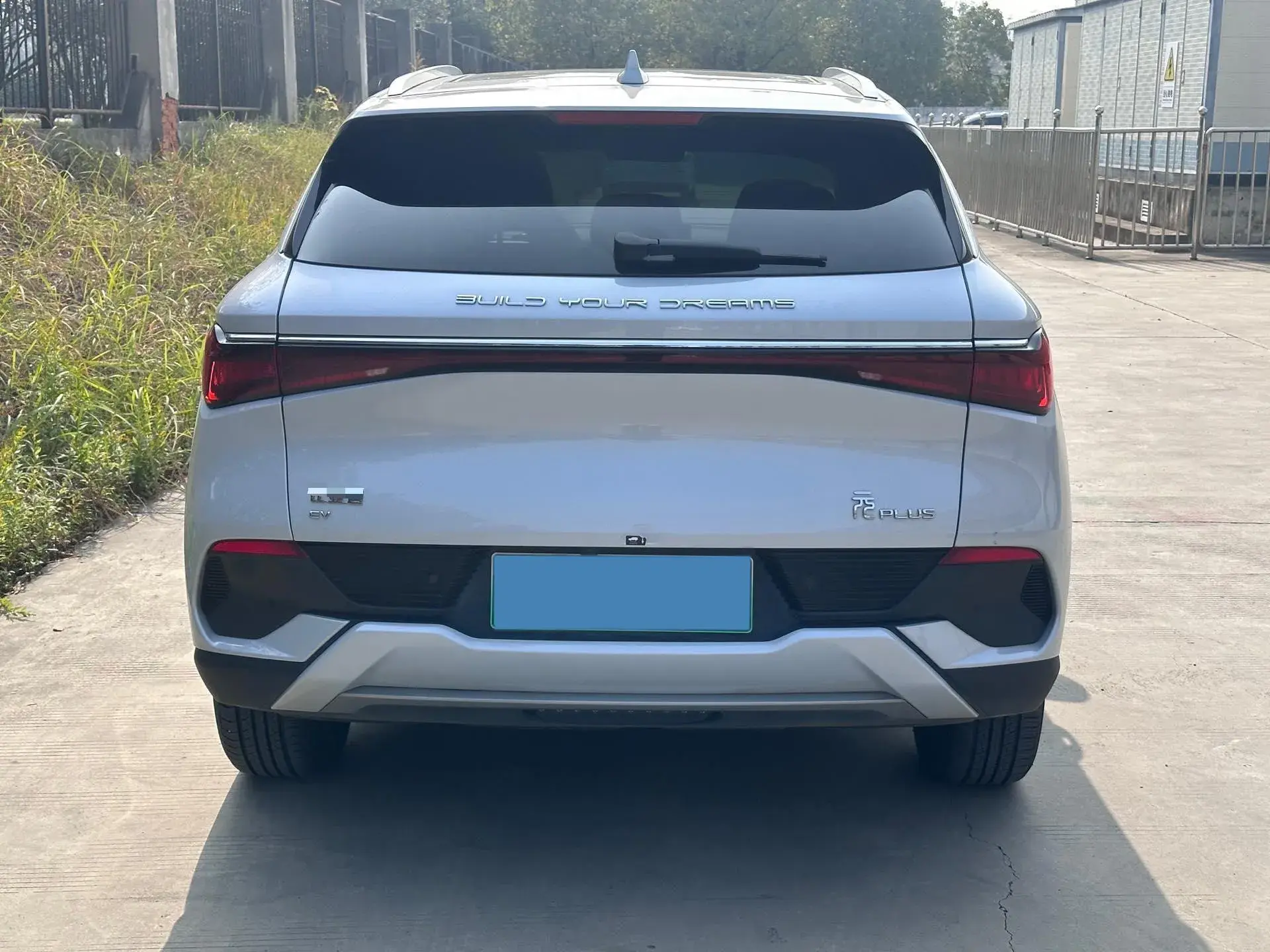 2024 BYD YUAN thumbnail 3