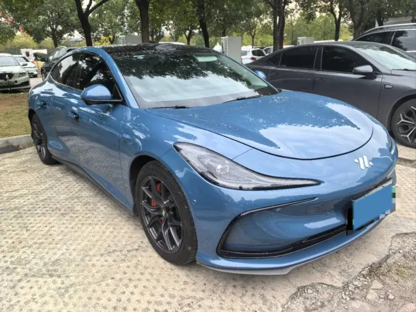 2024 IM L6 thumbnail 3