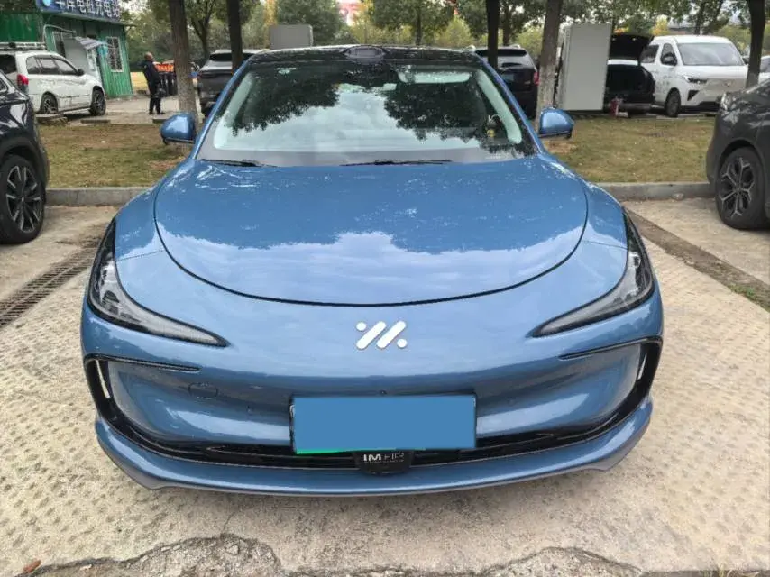 2024 IM L6 thumbnail 2